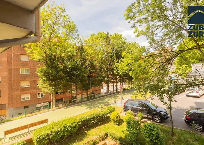 Ciudad Jardin Exterior *