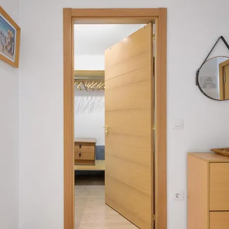 Residencial Exterior Posibilidad De Parking * Bilbao
