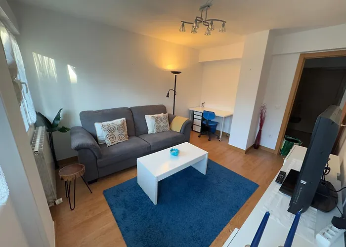 Ciudad Jardin Exterior דירה *