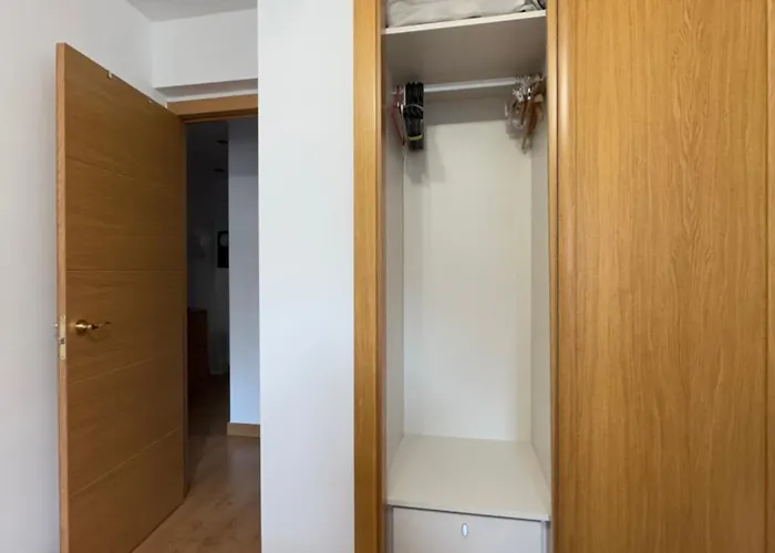 Ciudad Jardin Exterior בילבאו